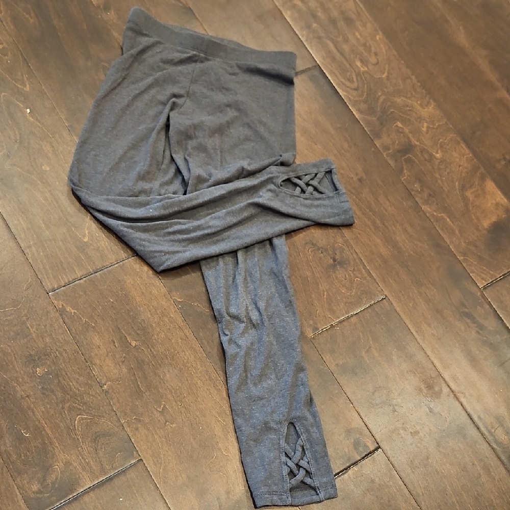 Old Navy Gray Leggings with Lattice Detail